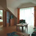 Отель Schatzberger 3*